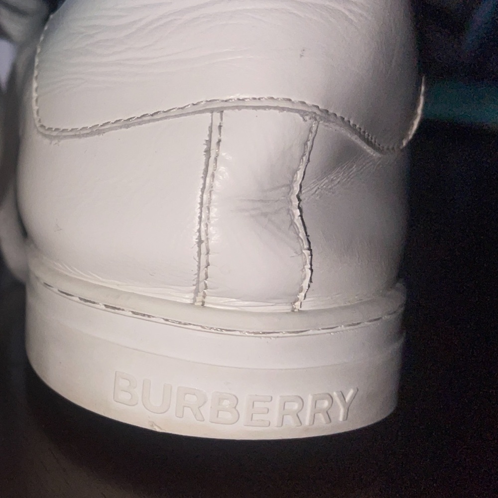 Burberry White Leather Sneakers with Minimalist Design - Picture 2 of 14